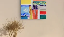 Obra de arte da artista Reali Servadei ambientado em salas. Cores fortes e alegres.